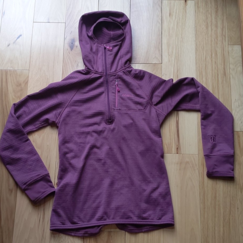 Patagonia R1 hooded waffle fleece